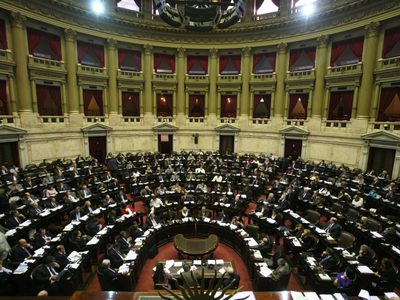 Un grupo de diputados presentó un proyecto de amnistía para quienes desobedecieron la cuarentena