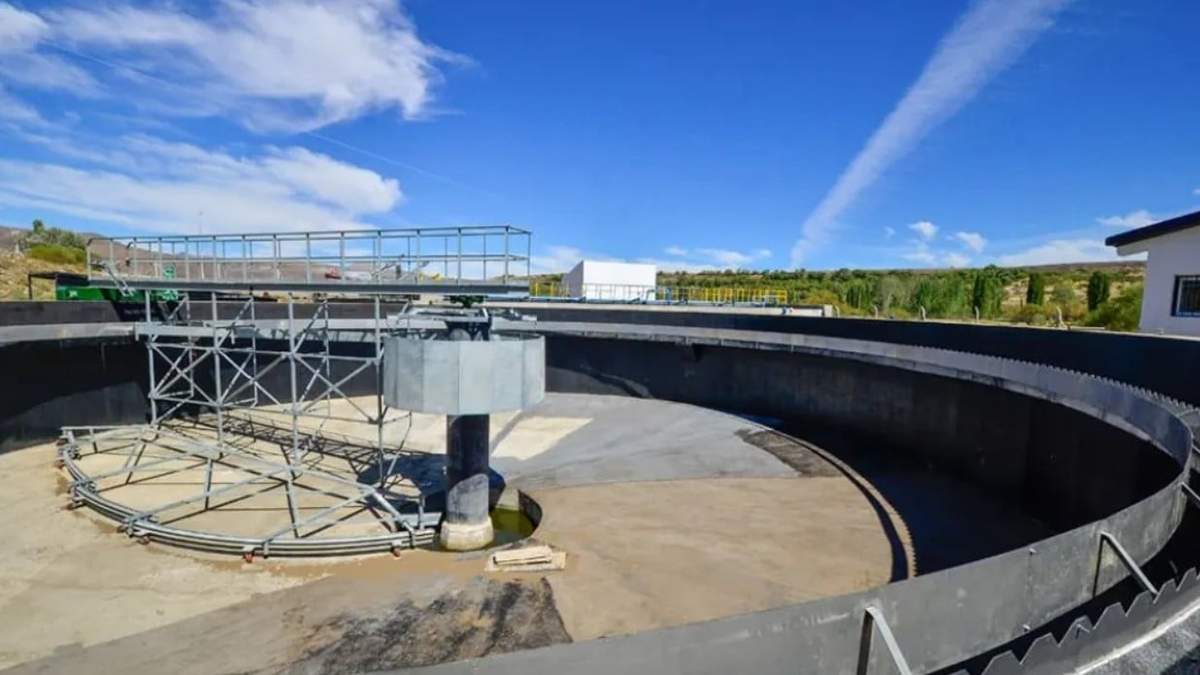 La nueva planta de tratamiento de cloacas en Loncopué. Fuente: (Gobierno de Neuquén)