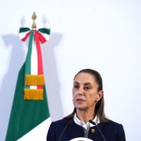 Sheinbaum critica al INE por pedir un presupuesto de más de 40 mil millones de pesos