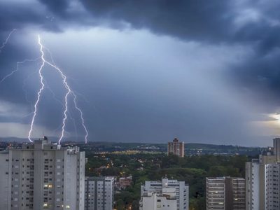 Rige una alerta por tormentas y granizo: a qué provincias alcanza