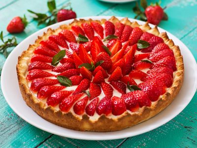 Aprovechá que están de oferta y prepará esta exquisita torta de frutillas para sumar a tus tardes materas
