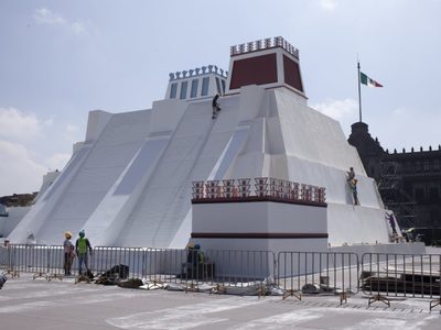 Autoridades aseguran que maqueta del Huei Teocalli en el Zócalo tiene asesoría del INAH
