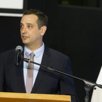 Grave denuncia: Lucas Castelli aseguró que hay estatales que fichan y se van a su casa