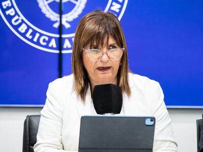 Patricia Bullrich habilitó el uso de armas de fuego para las fuerzas federales