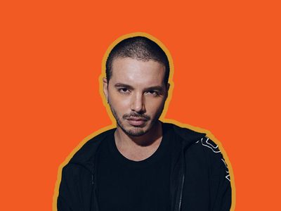 ¡Es su pasatiempo! J Balvin fotografió su actividad favorita con un nuevo look