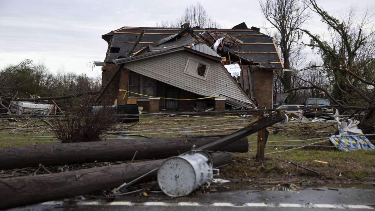 Cientos de casas fueron destruidas tras el paso del tornado. Fuente: (Twitter)