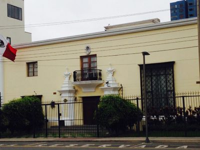 El gobierno peruano le da 72 horas al embajador mexicano para abandonar el país