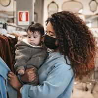 Países europeos levantan restricciones anticovid pese a contagios. Estas son sus razones