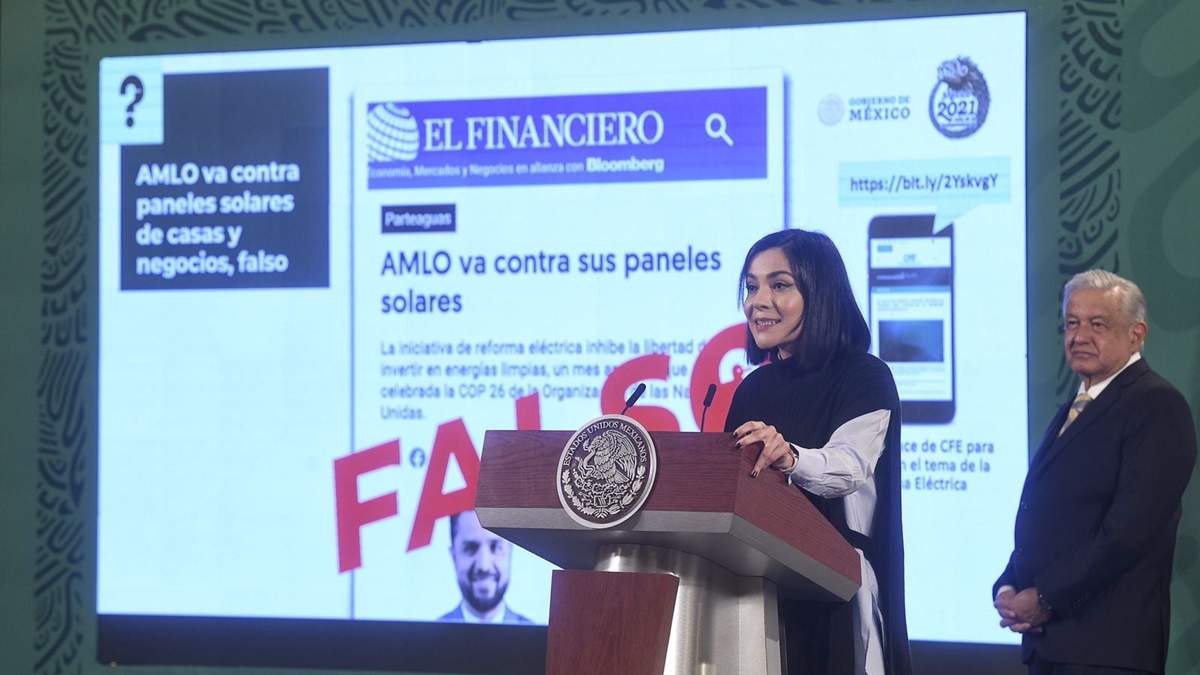 Ana Elizabeth García Vilchis y el presidente López Obrador