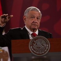 Huachicoleros falsificaron facturas en distribuidora de combustible Valero: AMLO