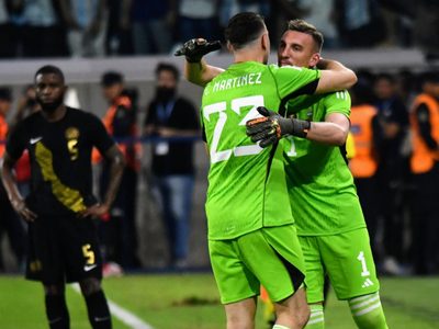“Me sigue todos los partidos”: el mensaje de Franco Armani a Dibu Martinez que sorprendió a los hinchas de River