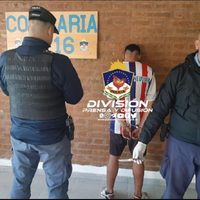 Hirió a una persona para robarle el celular y fue demorado por la policía