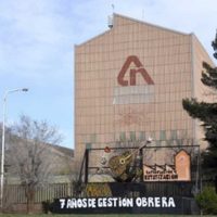 Calf cortó la luz en Cerámica Neuquén y denunciaron la paralización de la producción