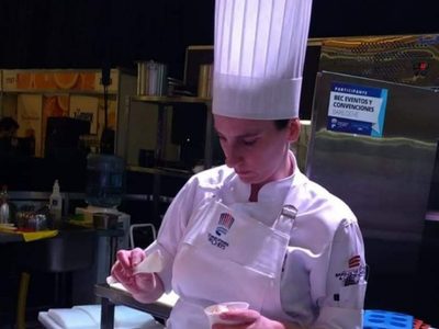 Joven cocinera de Bariloche valora la calidad de la materia prima local