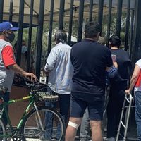 Salud de Coahuila se pronuncia sobre supuesta muerte en fila de vacunación