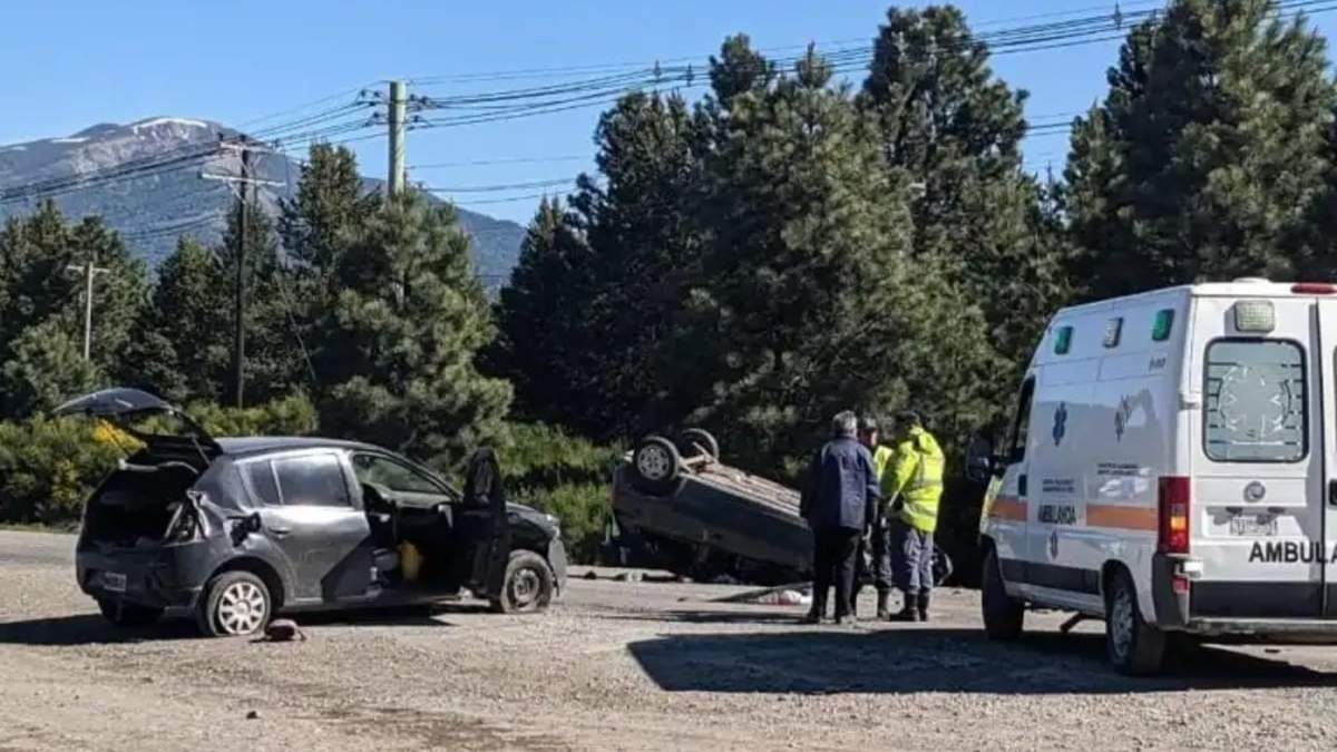 Choque y vuelco en la Ruta Nacional 40. Fuente: (Facebook)
