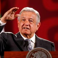 López Obrador señaló a la derecha de querer desacreditar a Cristina Kirchner