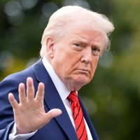Trump viaja a Oriente Medio para celebrar el alto al fuego y acuerdo de rehenes entre Israel y Hamás