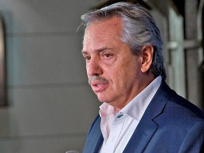 ¡Con los bonistas en la mira! Fernández adjudicó la disparada del dólar a "movimientos especulativos