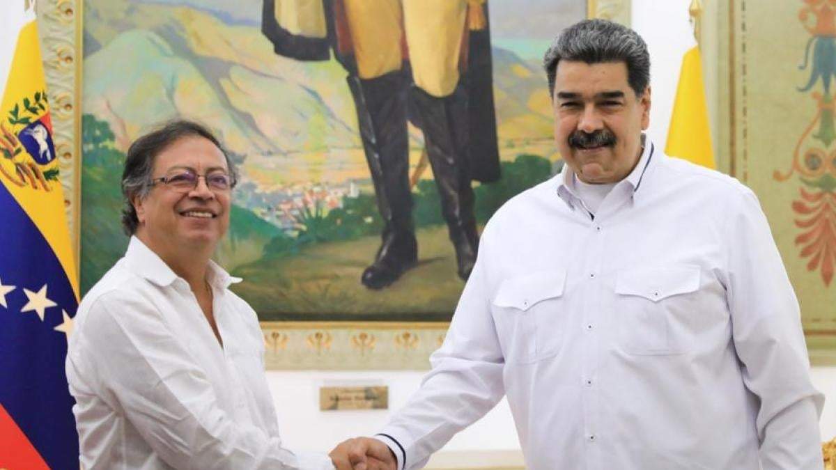 Gustavo Petro y Nicolás Maduro
