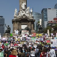 '¡Vivos se los llevaron, vivos los queremos!”, exigen madres de desaparecidos en marcha por Reforma