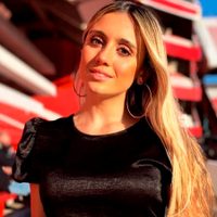 Morena Beltrán se tomó unas merecidas vacaciones y usó una microbikini que es tendencia