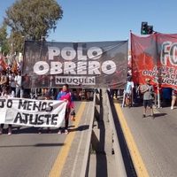 Movimientos sociales cortaron los puentes carreteros y pidieron continuidad del Potenciar Trabajo