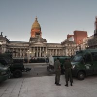 Incendio en el Senado: se prendió fuego en un despacho en el cuarto piso y hay personas intoxicadas por monóxido de carbono