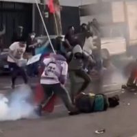 Argentina: indignación con el gobierno de Milei por el fotógrafo herido de gravedad en una protesta