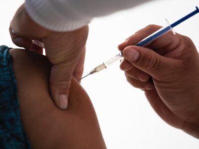Estados podrían adquirir 22 millones de vacunas de Pfizer: Vila Dosal