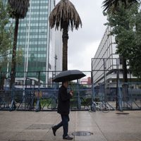 Frente frío se acerca el jueves; lluvias fuertes con descargas eléctricas y chubascos en 22 estados