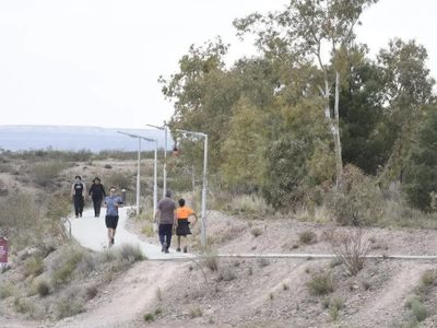 Delincuentes robaron el cobre de los cables y dejaron el Parque Norte a oscuras