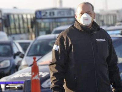 Revuelta policial: el Gobierno bonaerense define el futuro de Sergio Berni