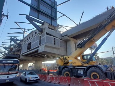 Monterrey, “bomba de tiempo” en movilidad: tarifas al alza y obras inconclusas para el Mundial