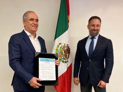 Panistas perdonan a Julen Rementería por reunión con Vox; continuará al frente de la bancada