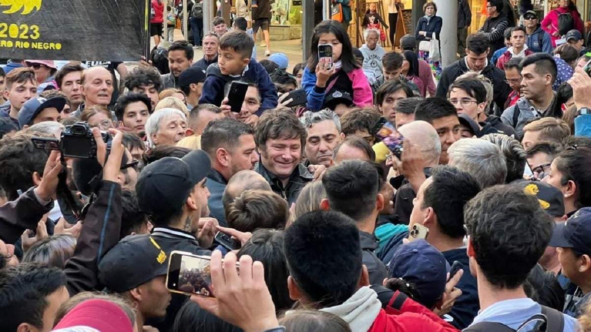Javier Milei participó en el lanzamiento de campaña de Carlos Eguia. Fuente: (El Economista)
