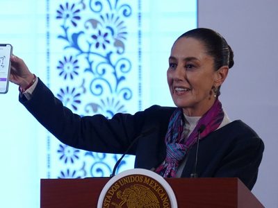 Sheinbaum exhibe resolución de jueza para eliminar reforma judicial: "la hizo por QR"
