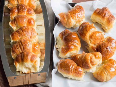 Medialunas exprés: fáciles y mejor que las compradas, la receta perfecta para una tarde de mates