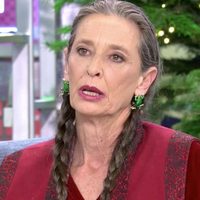 Detalles del supuesto romance entre Isabel Pantoja y José Coronado: Paola Dominguín lo sacó a la luz