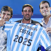 Horas antes de jugar por Copa: el insólito reclamo que recibió la dirigencia de Racing