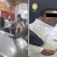 Meseros de la taquería El Borrego Viudo dan brutal golpiza a clientes; un detenido (Video)