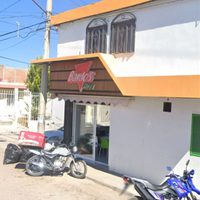 Jueves violento en Zacatecas: balacera en pizzería y cuerpos colgados