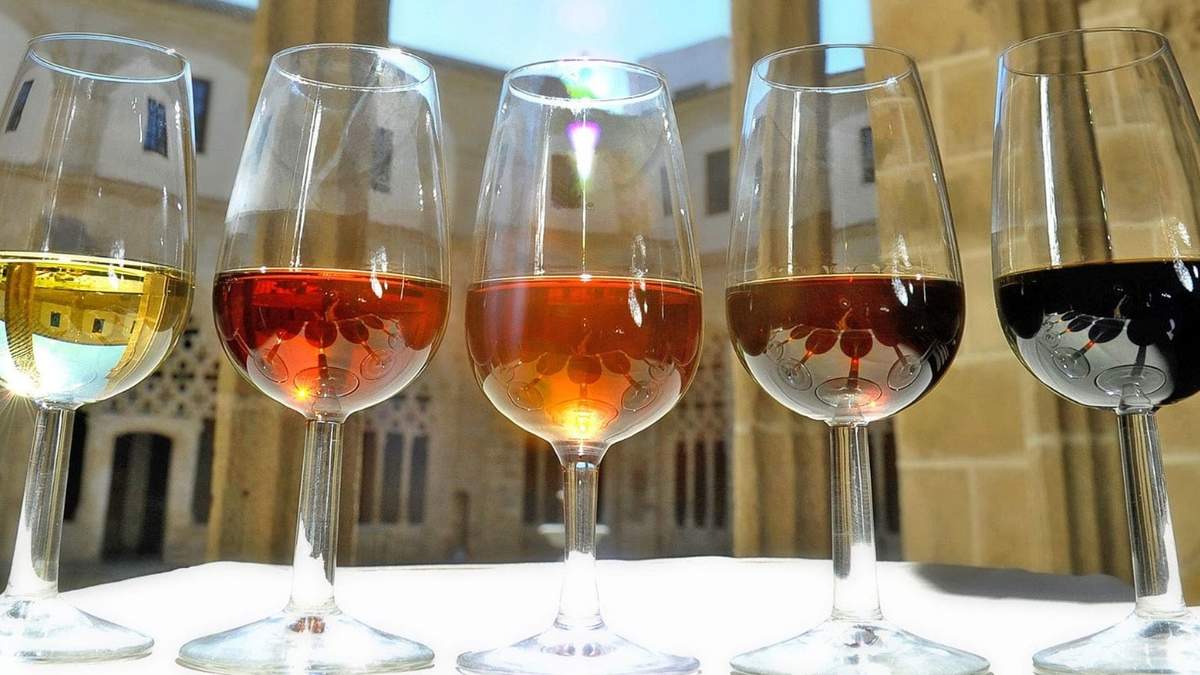Excedente en la cosecha de vinos de Jerez. Fuente: (Twitter)