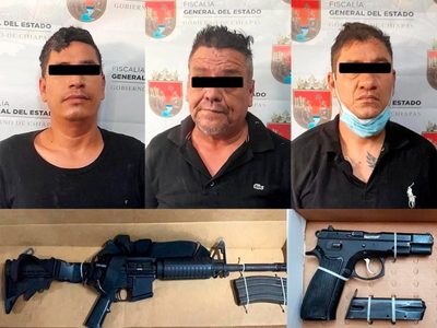 Sujetos armados ejecutan a un hombre en Tuxtla Gutiérrez; policías detienen a tres