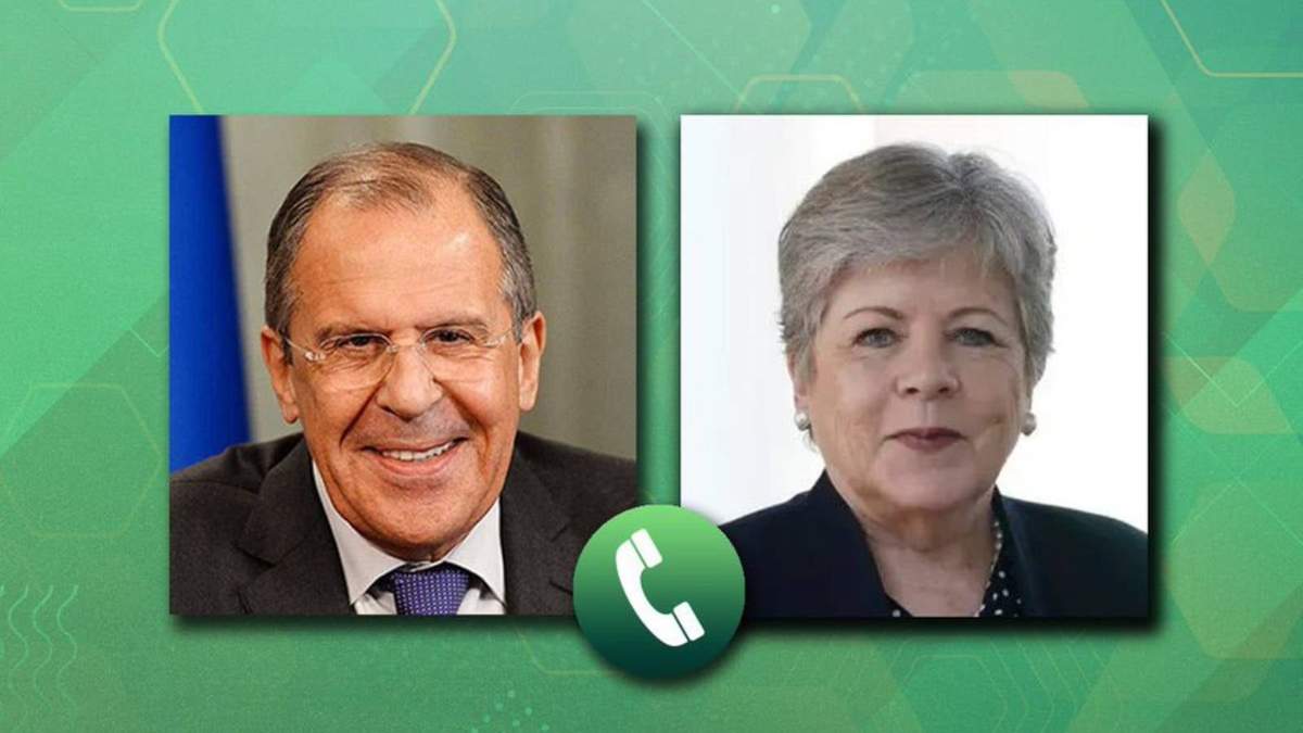 Los cancilleres de Rusia y México Serguéi Lavrov y Alicia Bárcena Ibarra, respectivamente