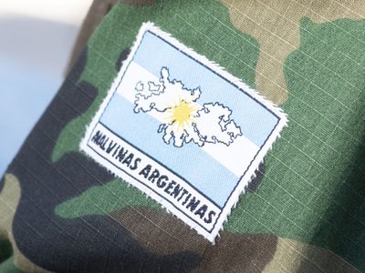 Javier Milei hace oficial un ascenso para los soldados que fueron reservistas en Malvinas