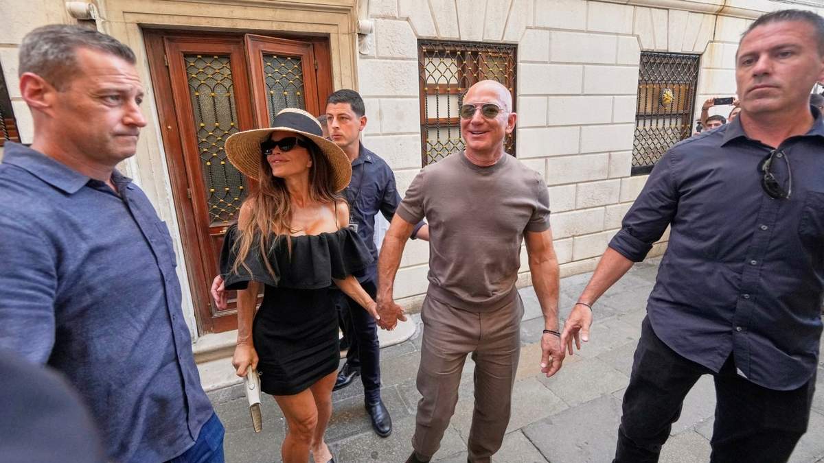 Lauren Sánchez y Jeff Bezos en Venecia
