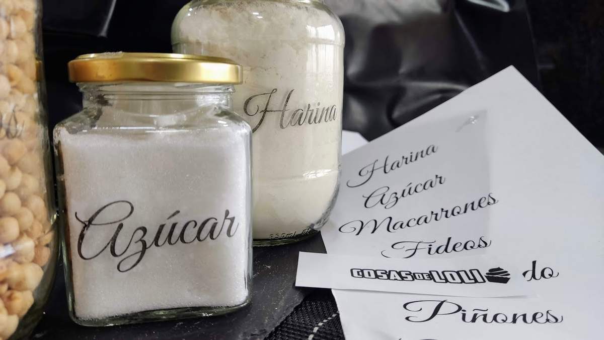 Cómo crear etiquetas caseras que parecen compradas. Fuente: (X)