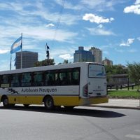 Alejandro Nicola criticó nuevamente el carril exclusivo para colectivos y ómnibus en Neuquén