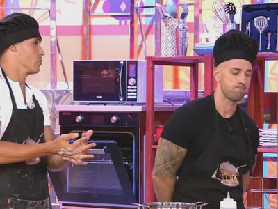 Kiko Jiménez y Rafa Mora quisieron hacer una paella, pero salió más fea de lo que esperaban
